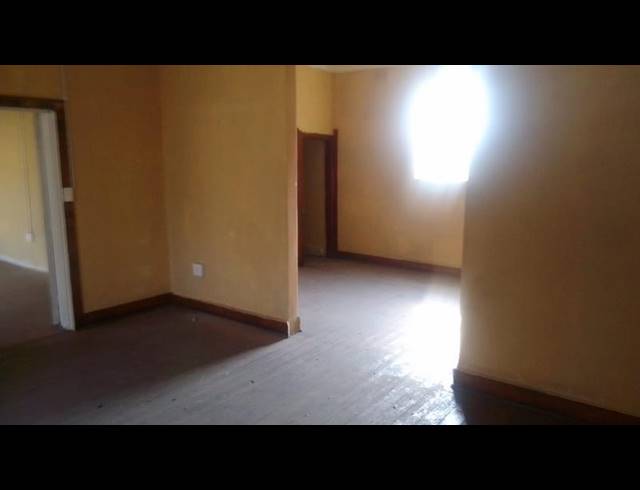 7 BEDROOM HOUSE FOR SALE IN ROSETTENVILLE